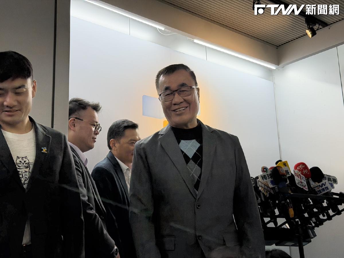「塑膠袋之亂」漲價缺貨業者喊苦 李四川：需提防無預警的無薪假