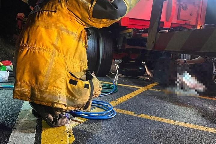 埔里凌晨奪命車禍！19歲女騎士擦撞聯結車 遭捲入車底身亡