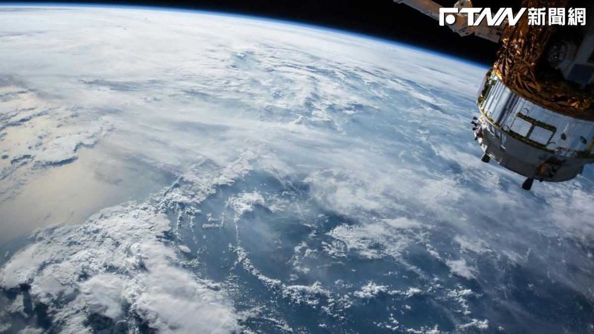 SpaceX IPO點火！華通「噴2根漲停」周漲21%　股價刷新近27年新高