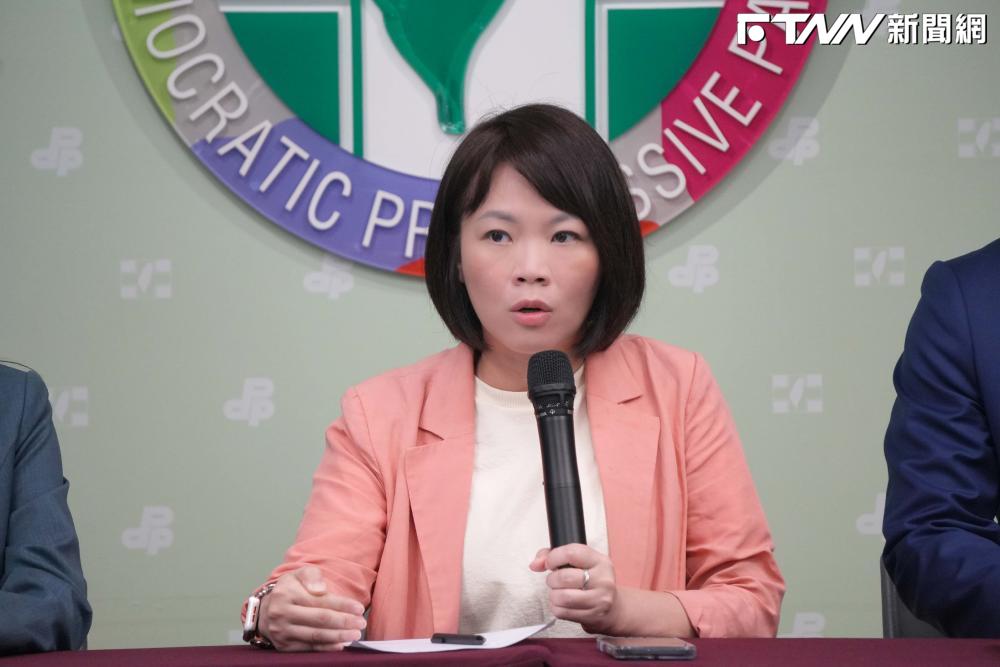 上凱道邊罵賴清德邊直播募款？簡舒培：比柯文哲無恥的只有被判刑的柯文哲