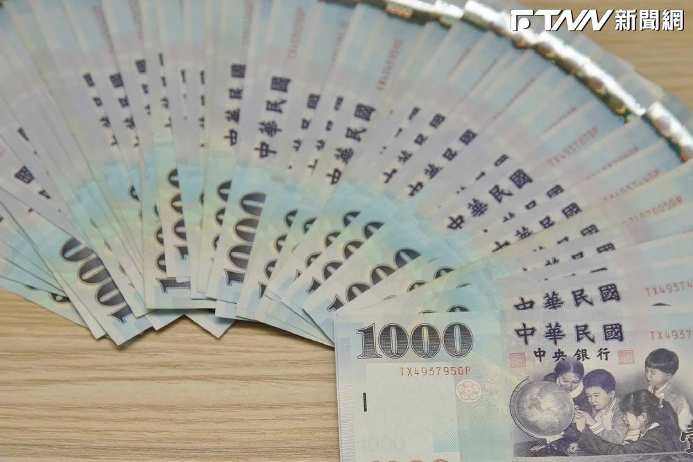 勞保年金怎麼領最划算？達人曝「關鍵年齡」　1招變雙薪族